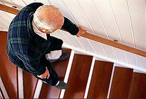 Bajar deprisa las escaleras puede suponer un grave peligro